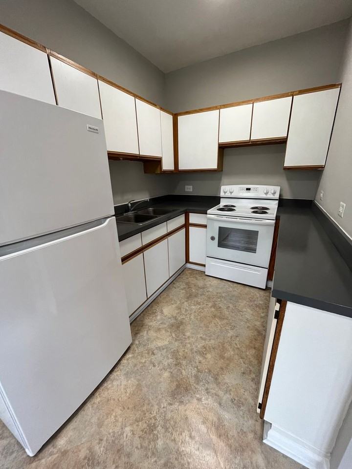 Pine North - Photo 3 of 21