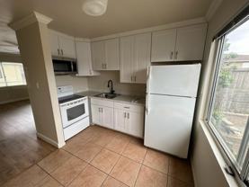 929 Sheridan St #929D - Photo 1 of 1