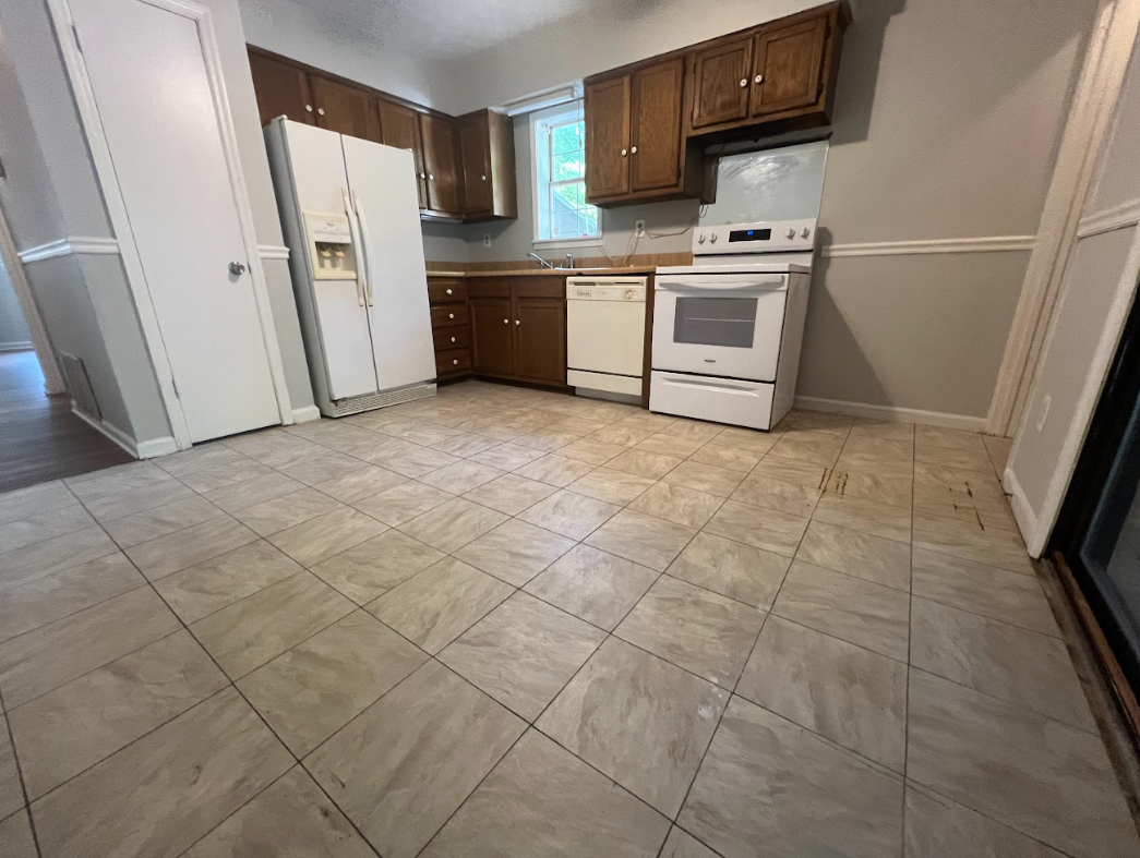 119 Summerwood Dr #119 - Photo 4 of 11