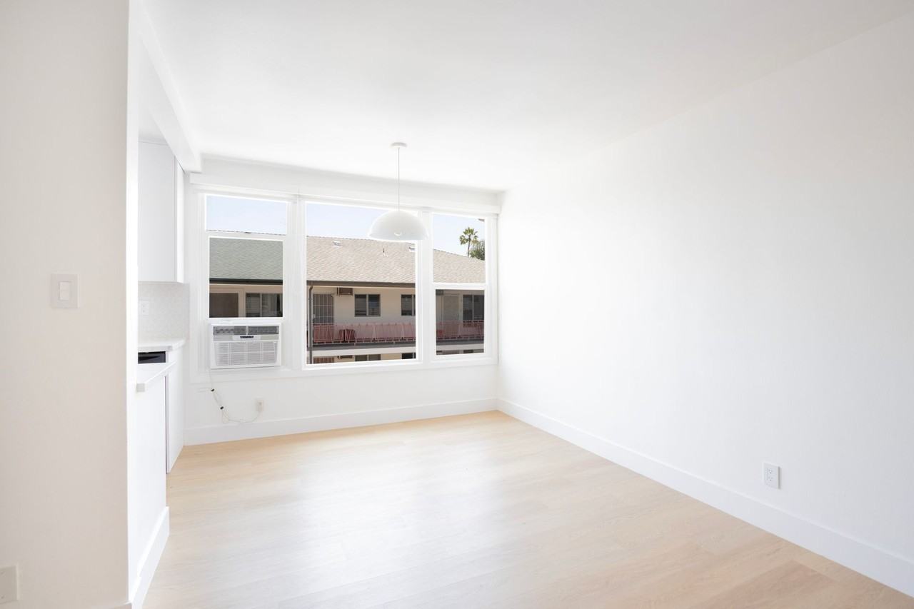 1000 N Curson - Photo 7 of 19