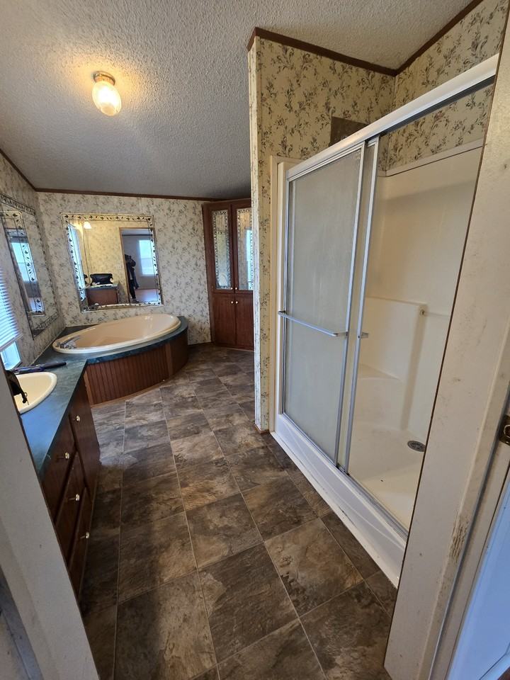 3896 Goshawk Dr - Photo 3 of 11