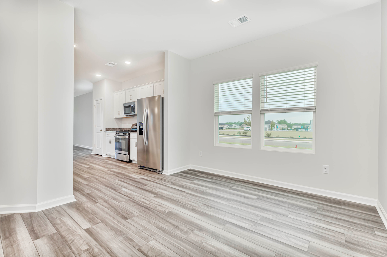 1129 Boswell Ct - Photo 6 of 42