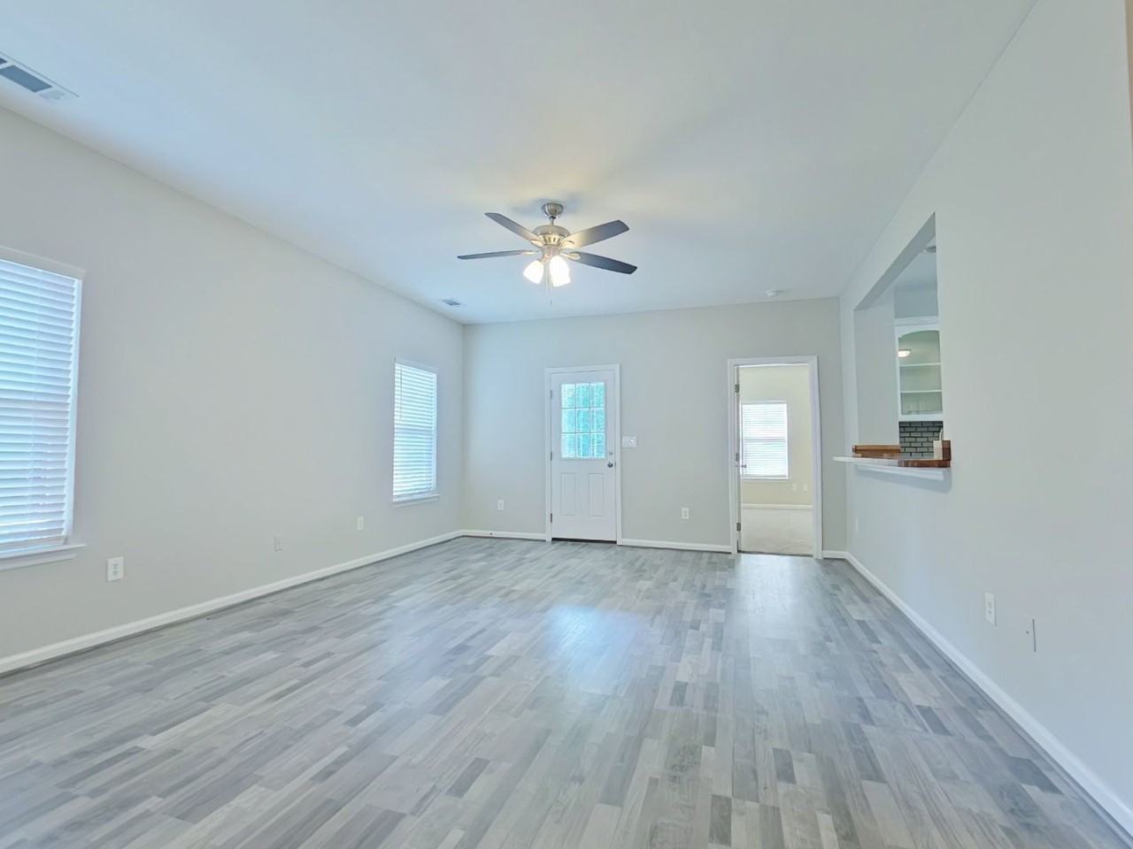 526 Casey Ct - Photo 4 of 23