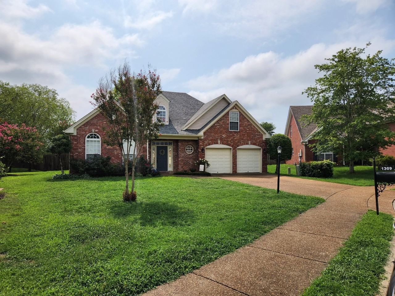 1309 Morton Mill Ct - Photo 2 of 38