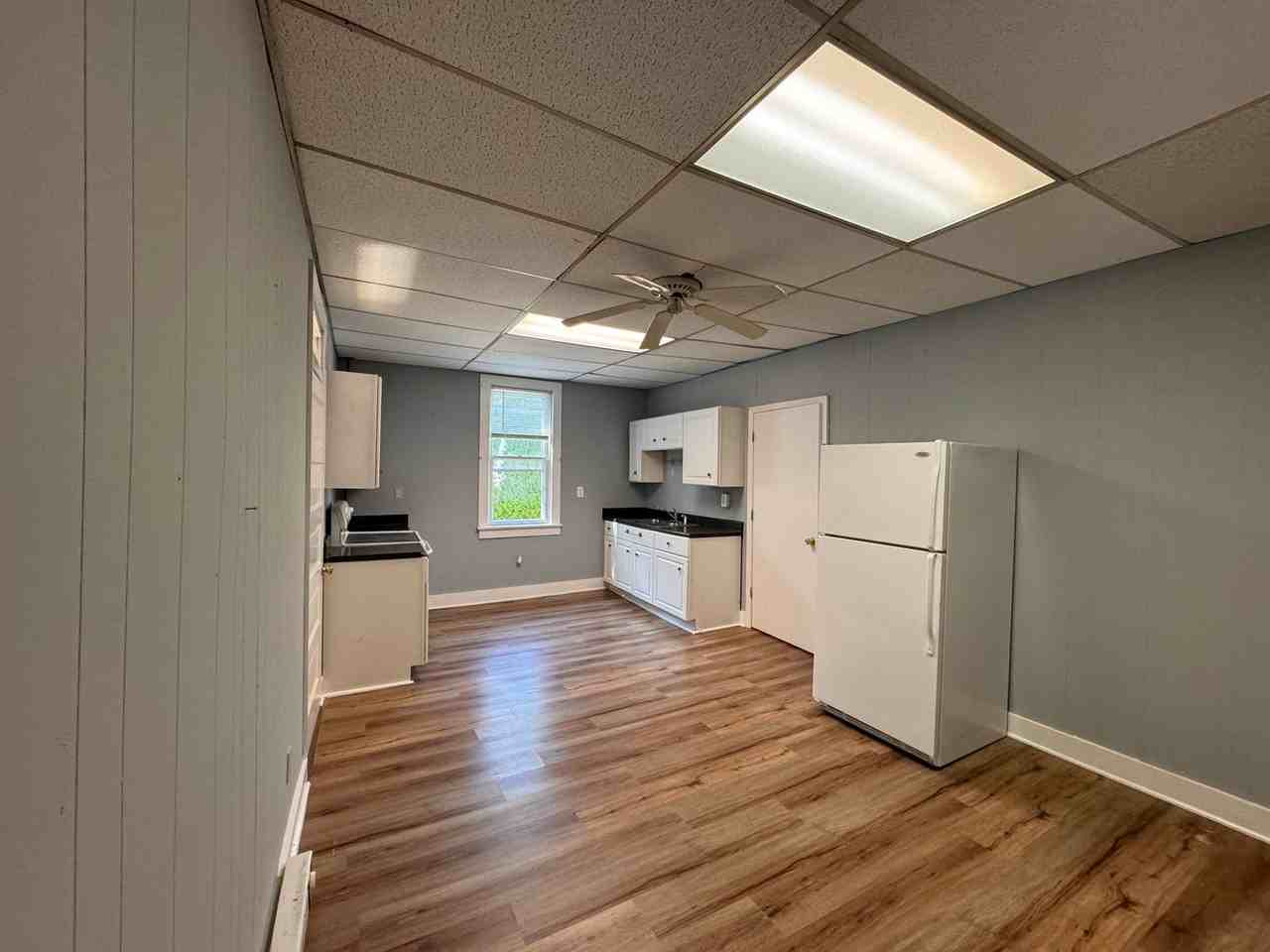 376 W Main St - Photo 2 of 12
