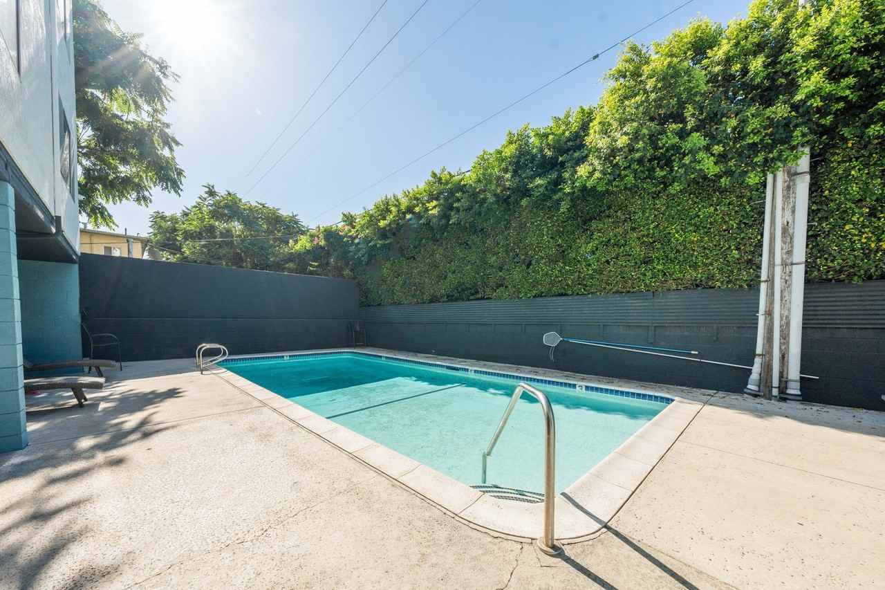 The Marquis - Photo 4 of 5