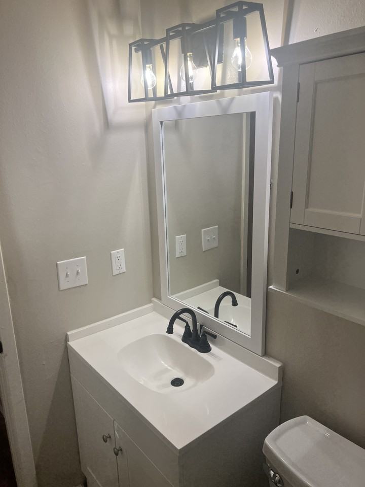 706 Shady Lane Dr #B - Photo 6 of 11