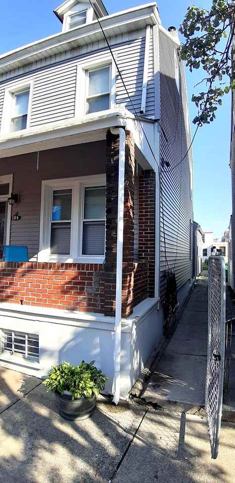 125 Chew St #NA - Photo 2 of 38