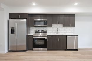 645 Brooklyn St - Photo 1 of 1