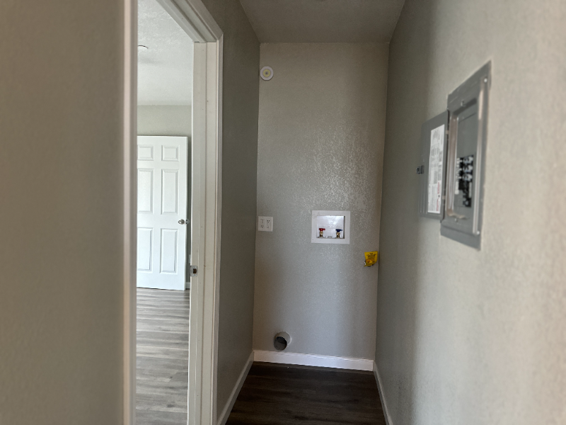 211 W Buena Vista St - Photo 7 of 13