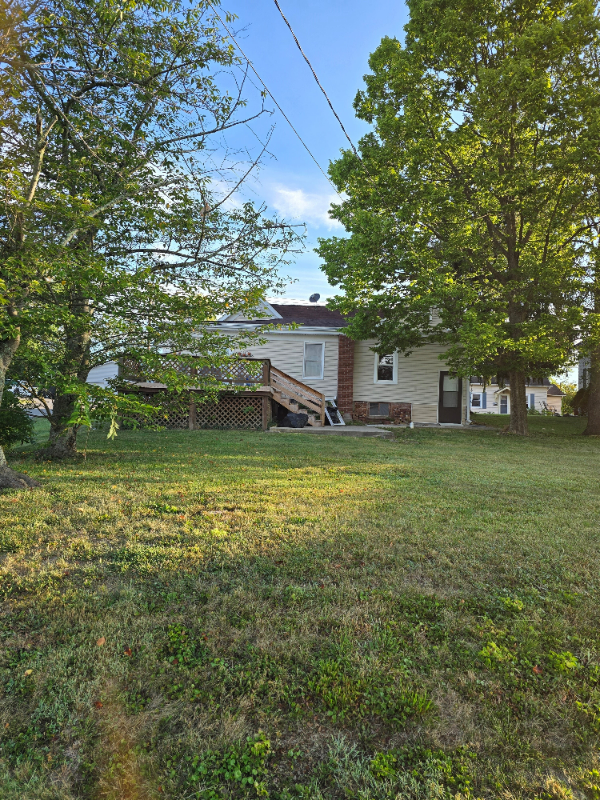 235 Mills Ave - Photo 2 of 20