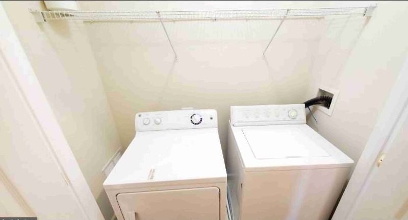 5535 Hartfield Ave - Photo 3 of 8