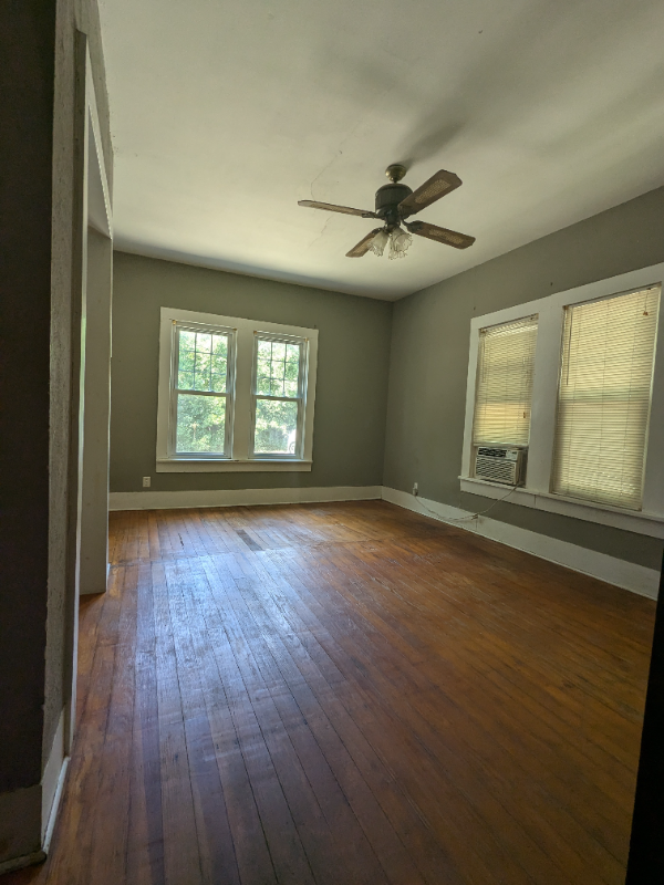 885 W Long St - Photo 7 of 9