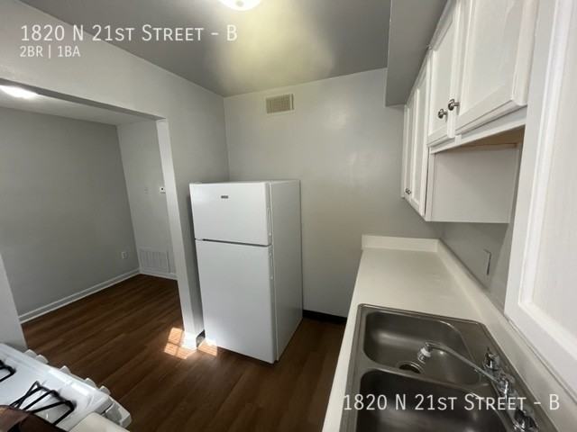 1820 N 21st St #B - Photo 7 of 17