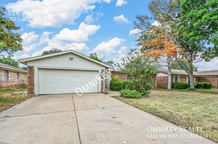 520 Mustang Dr - Photo 2 of 18