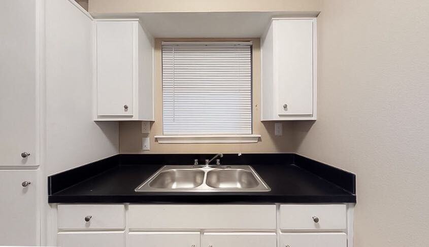 Casa De Loma - Photo 7 of 15