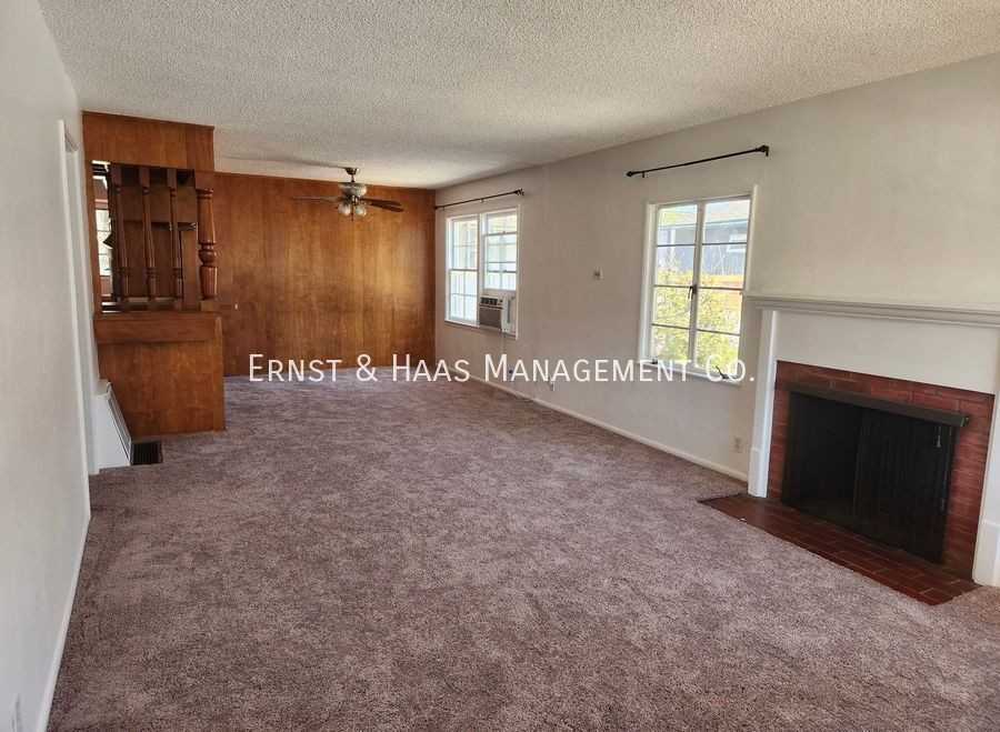 1079 E Terrace Dr - Photo 2 of 22