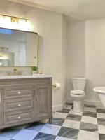 featured image of 703 Fairoaks Ln
