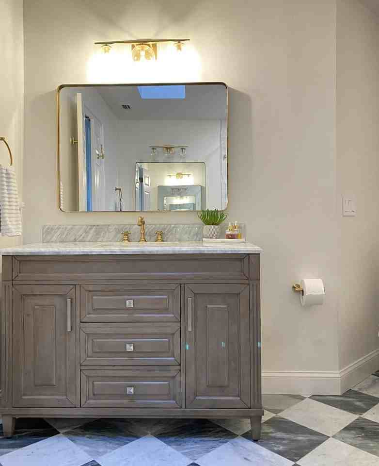 703 Fairoaks Lane - Photo 3 of 5