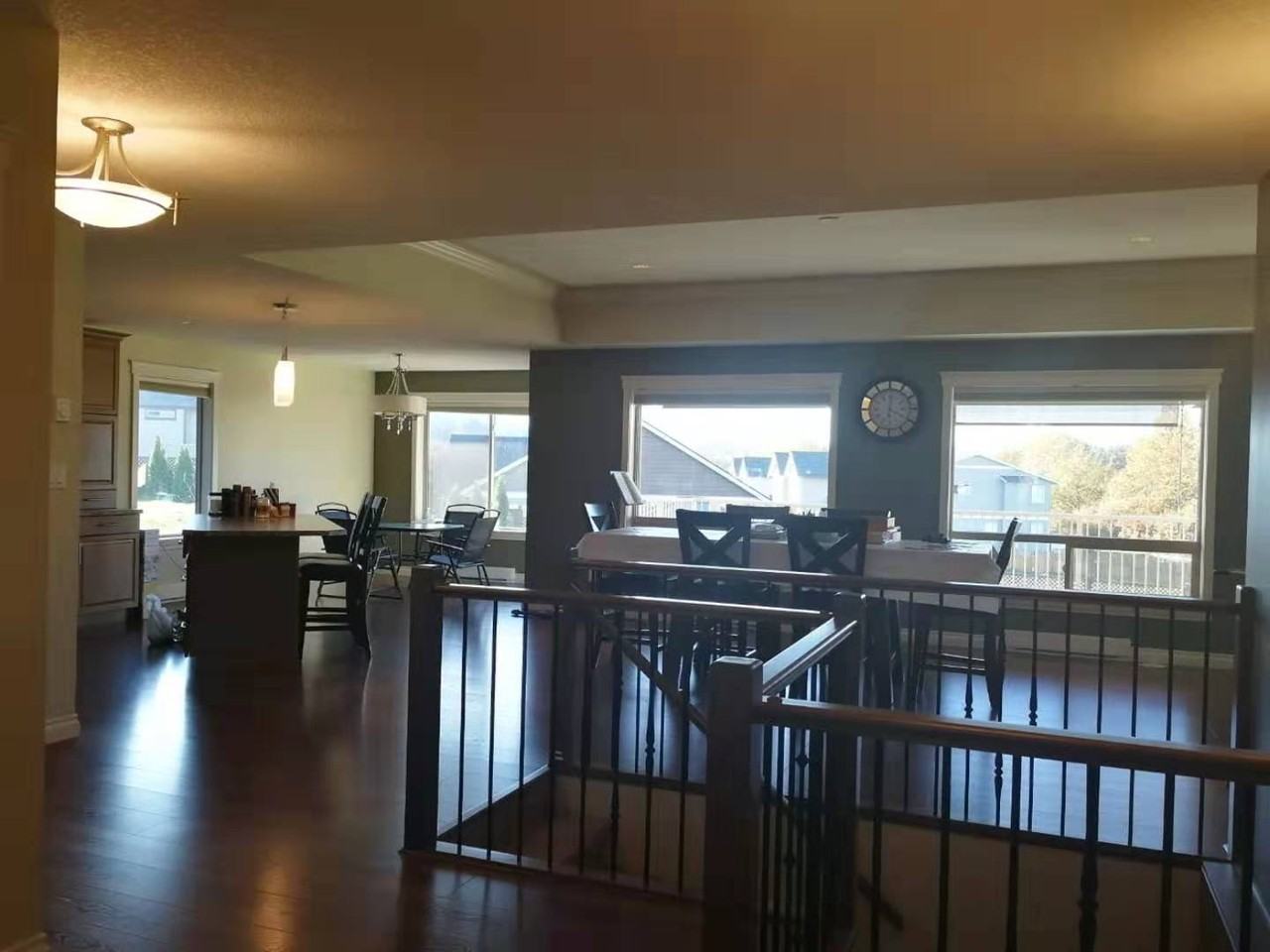 563 Sarum Rise Way Uppr - Photo 3 of 11