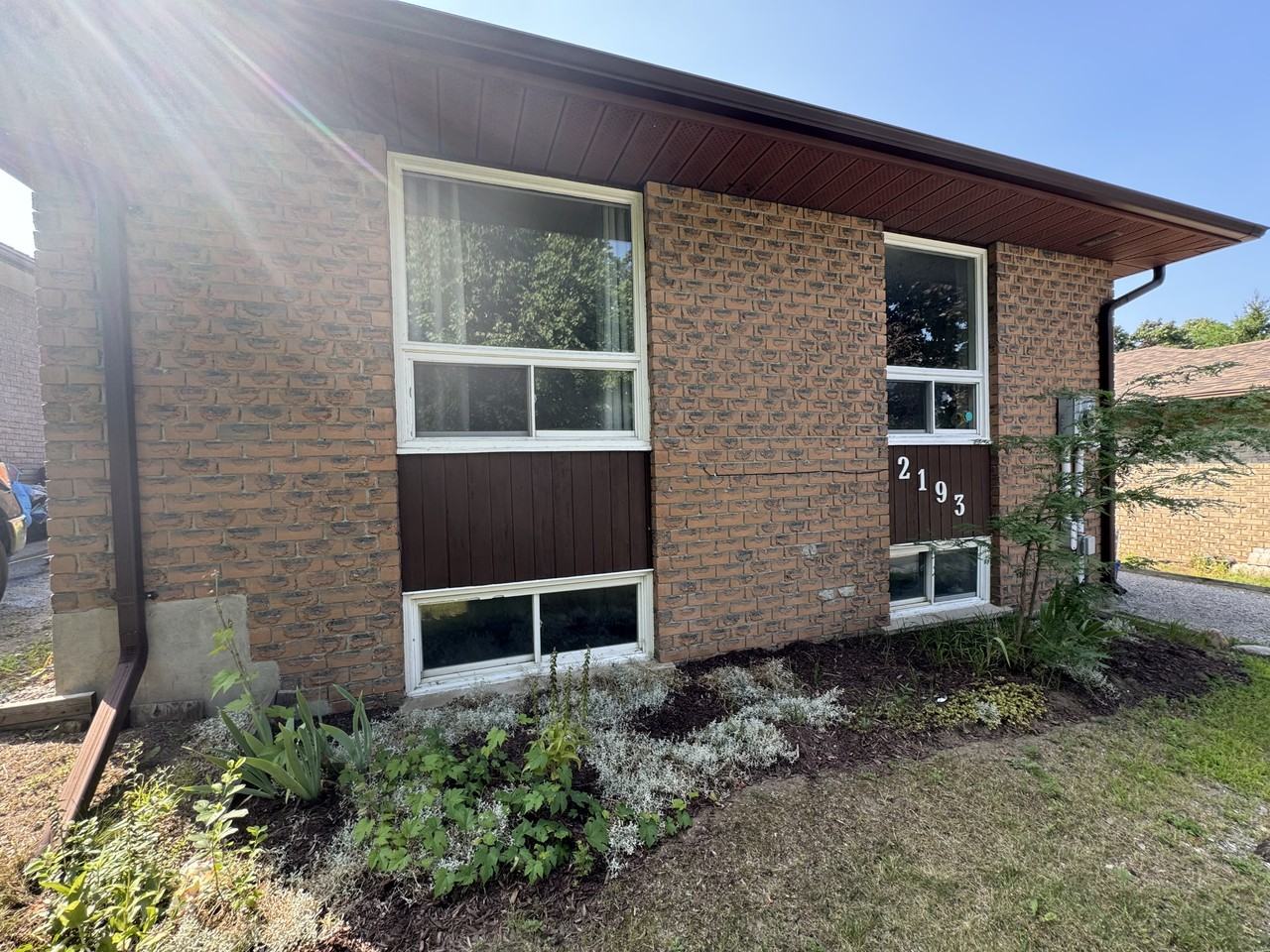 2193 Springwood Rd Lowr - Photo 2 of 50