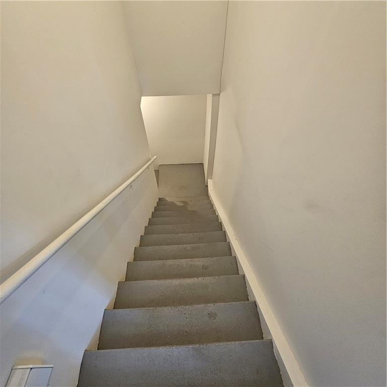 623 Avenue H - Photo 5 of 7