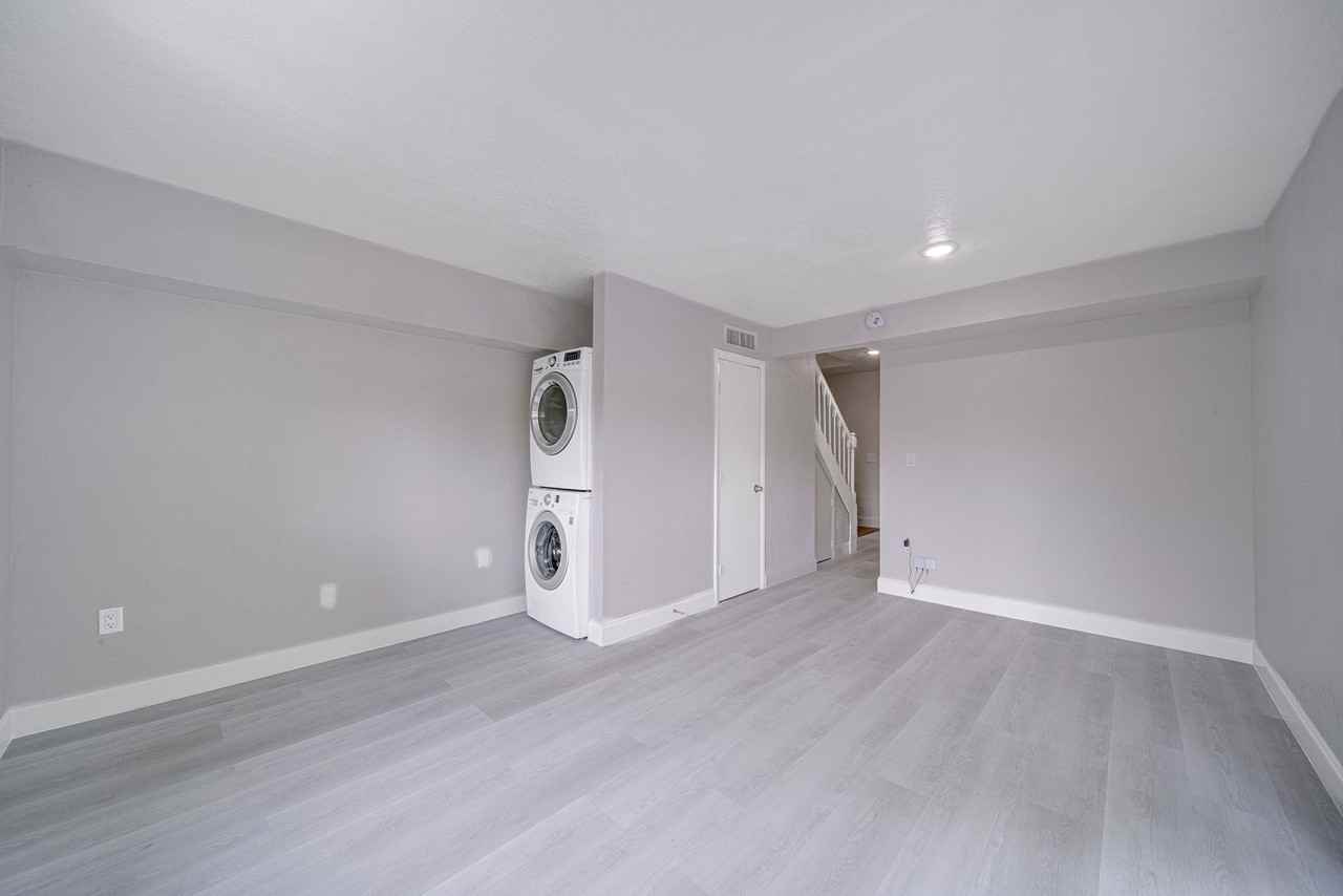 Prestige Loft - Photo 2 of 12