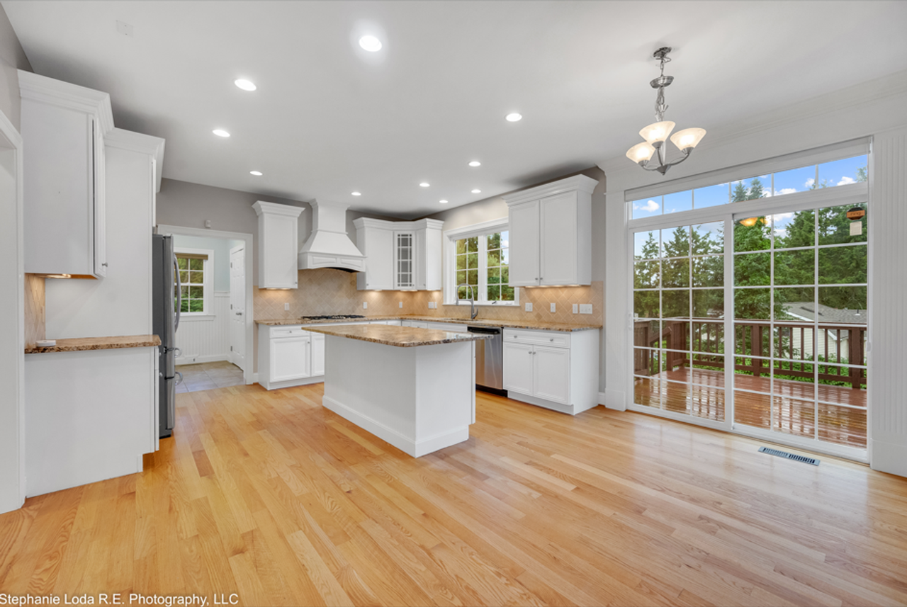 30 Verville Rd - Photo 3 of 40