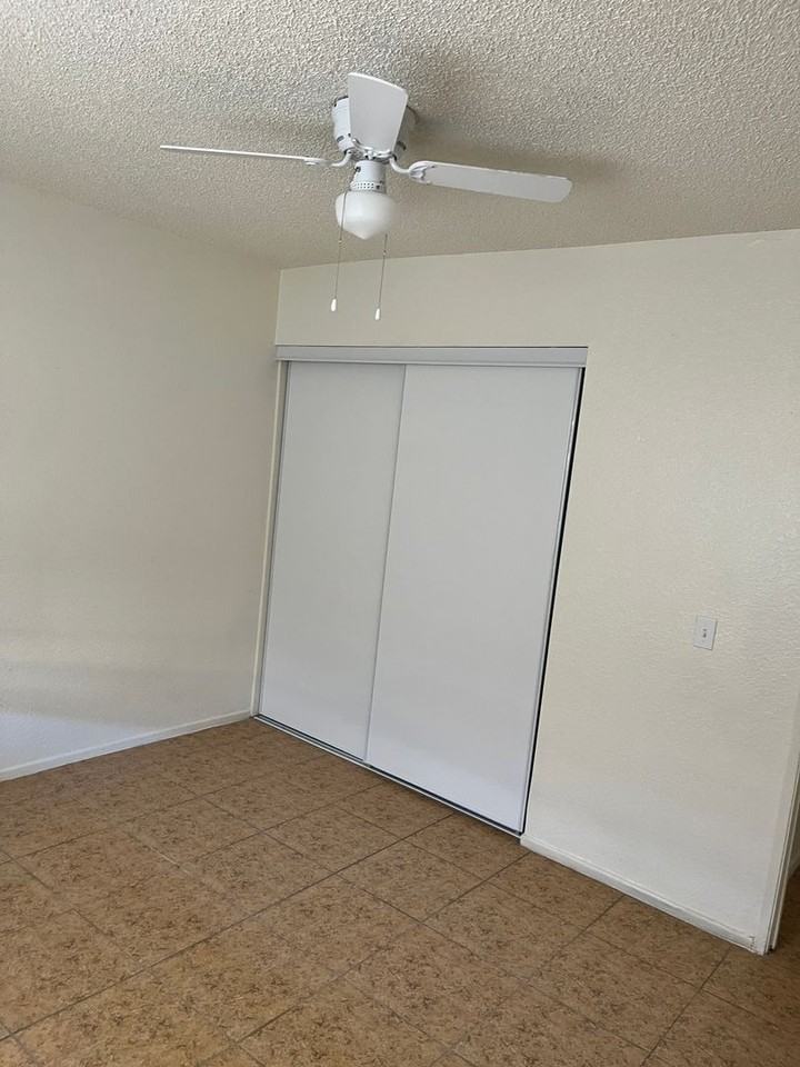 Agua Caliente Apartments - Photo 7 of 8