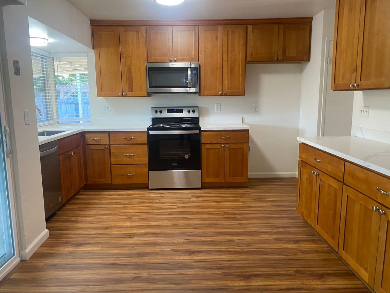 2160 Tilden Pl - Photo 2 of 8