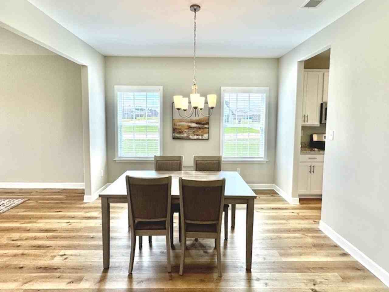 260 Azalea Dr - Photo 3 of 10