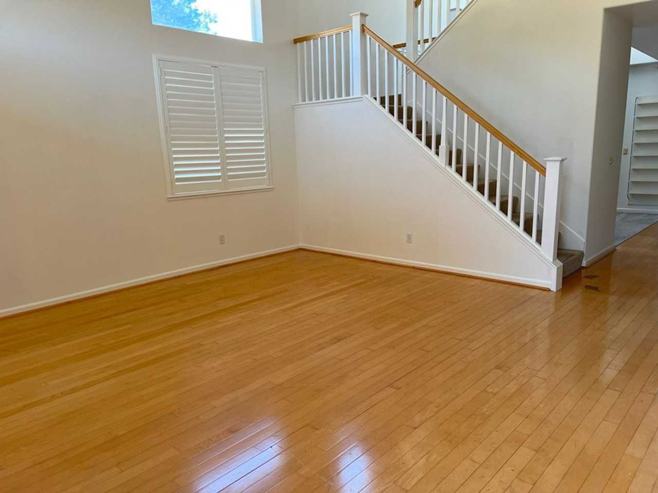149 Orchard Park Pl - Photo 3 of 16