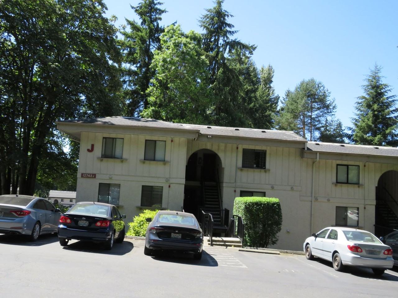 12742 Ne 116th Ln #J15 - Photo 2 of 28