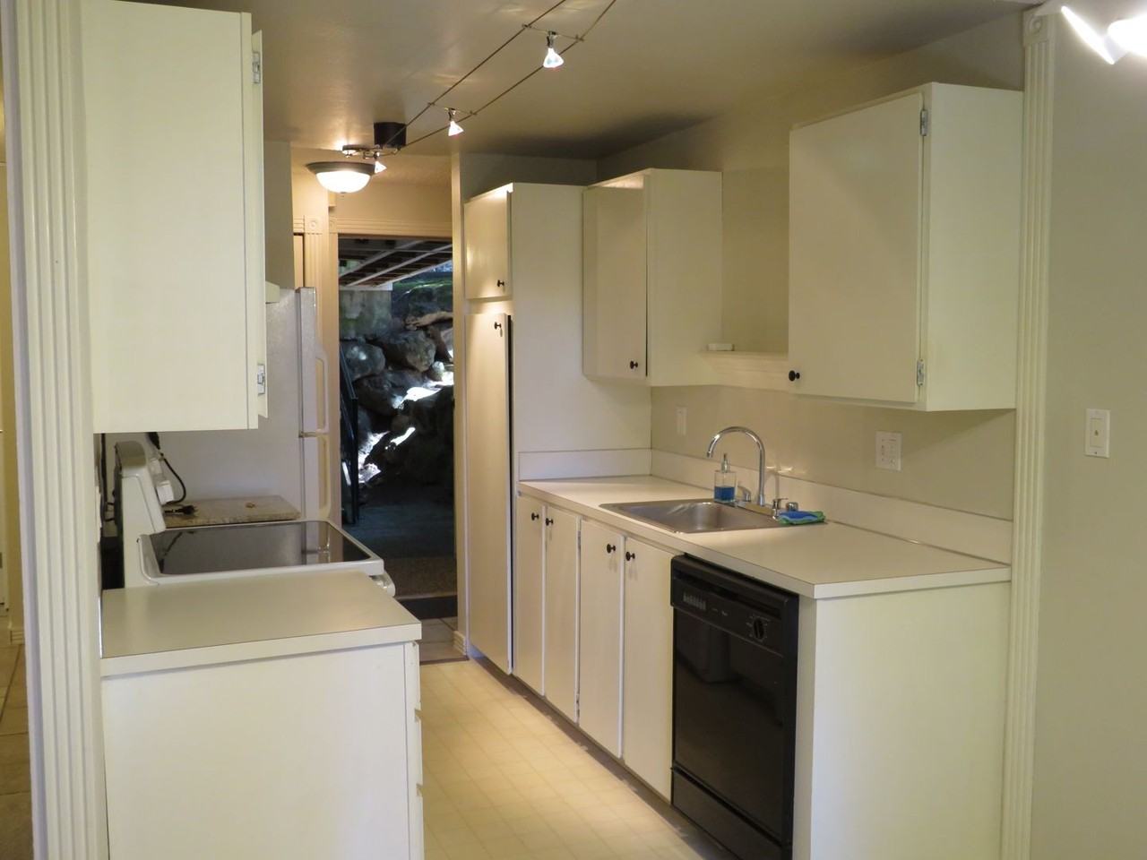 12742 Ne 116th Ln #J15 - Photo 6 of 28