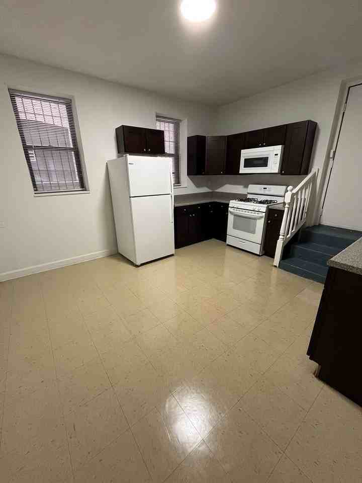 Cermak-MASTER - Photo 4 of 13