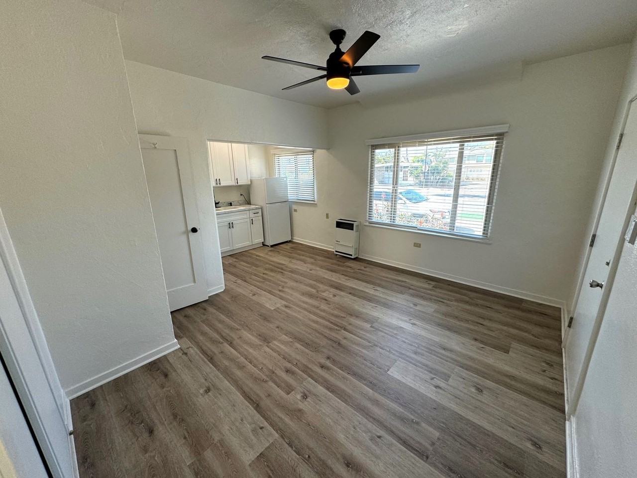 2039 Pierpont Boulevard #A - Photo 5 of 12