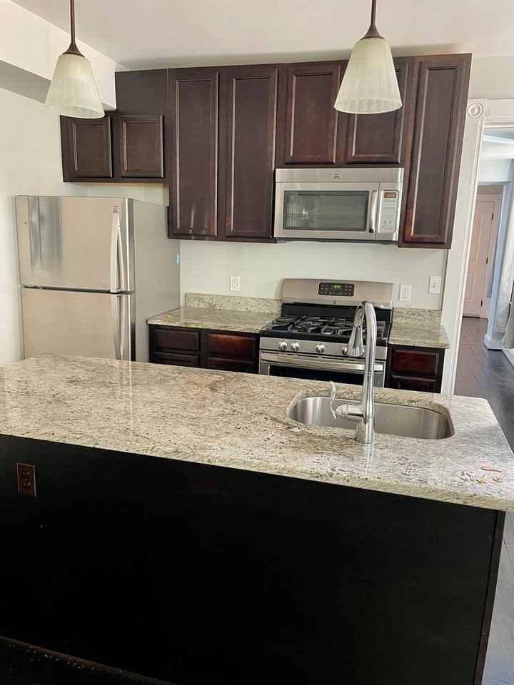 890 Tyson Street - Photo 3 of 4