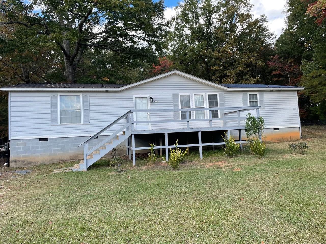 1753 Laughlin Rd - Photo 2 of 24