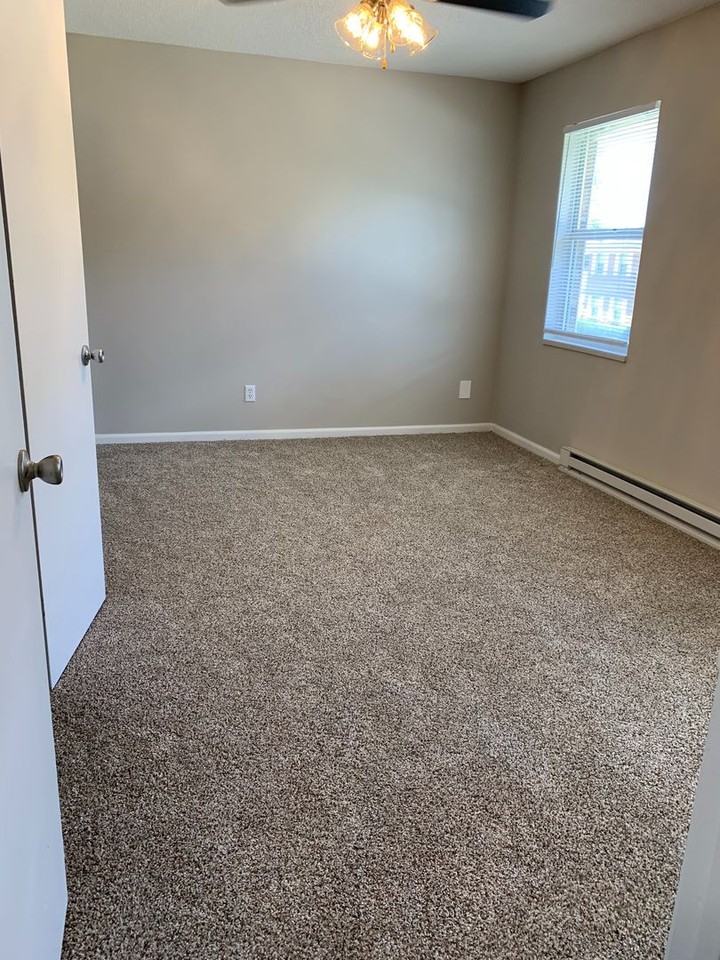 804 North Cedar Street - Photo 2 of 10