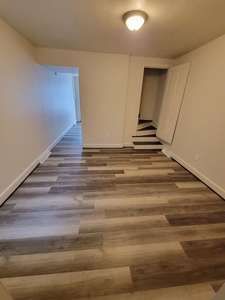 16-22 E. Lee Street - Photo 2 of 11