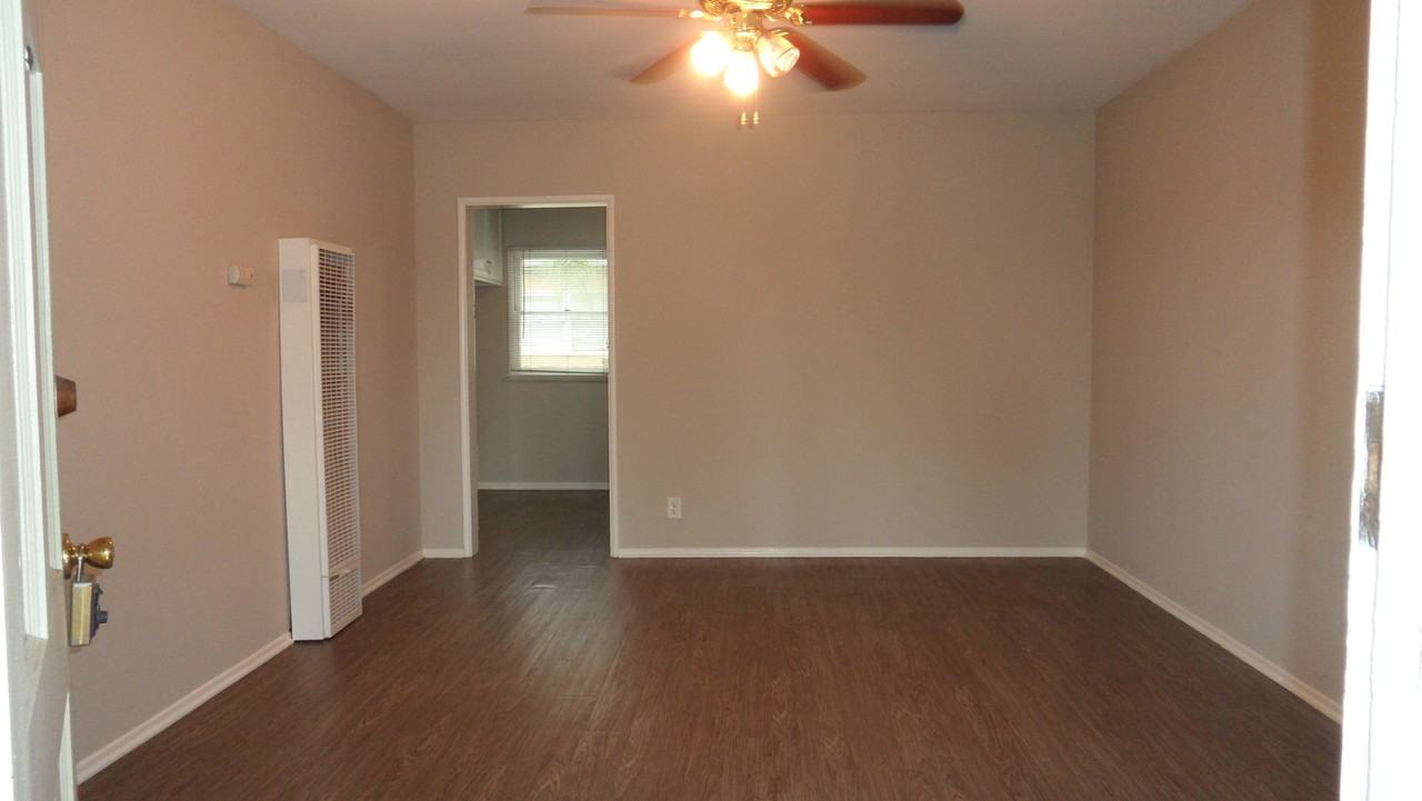 Maple 803,809,815 - Photo 2 of 18