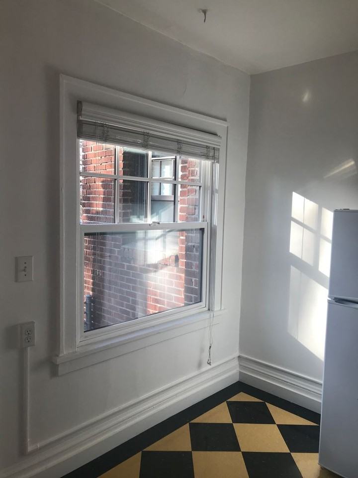 Vintage Apartments - Photo 5 of 40