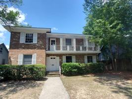 featured image of 620 E 53rd St