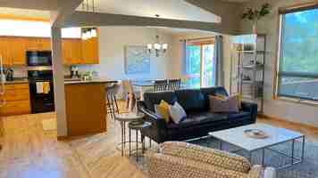 featured image of 3109 Tamarack Lane Southeast