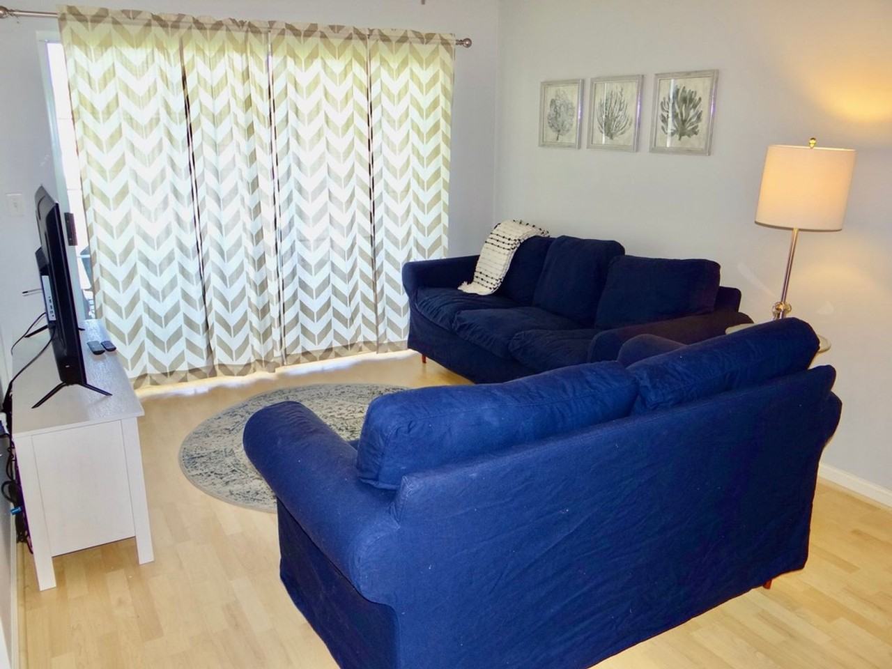 2020 2020 Crossgate Blvd - Photo 5 of 36