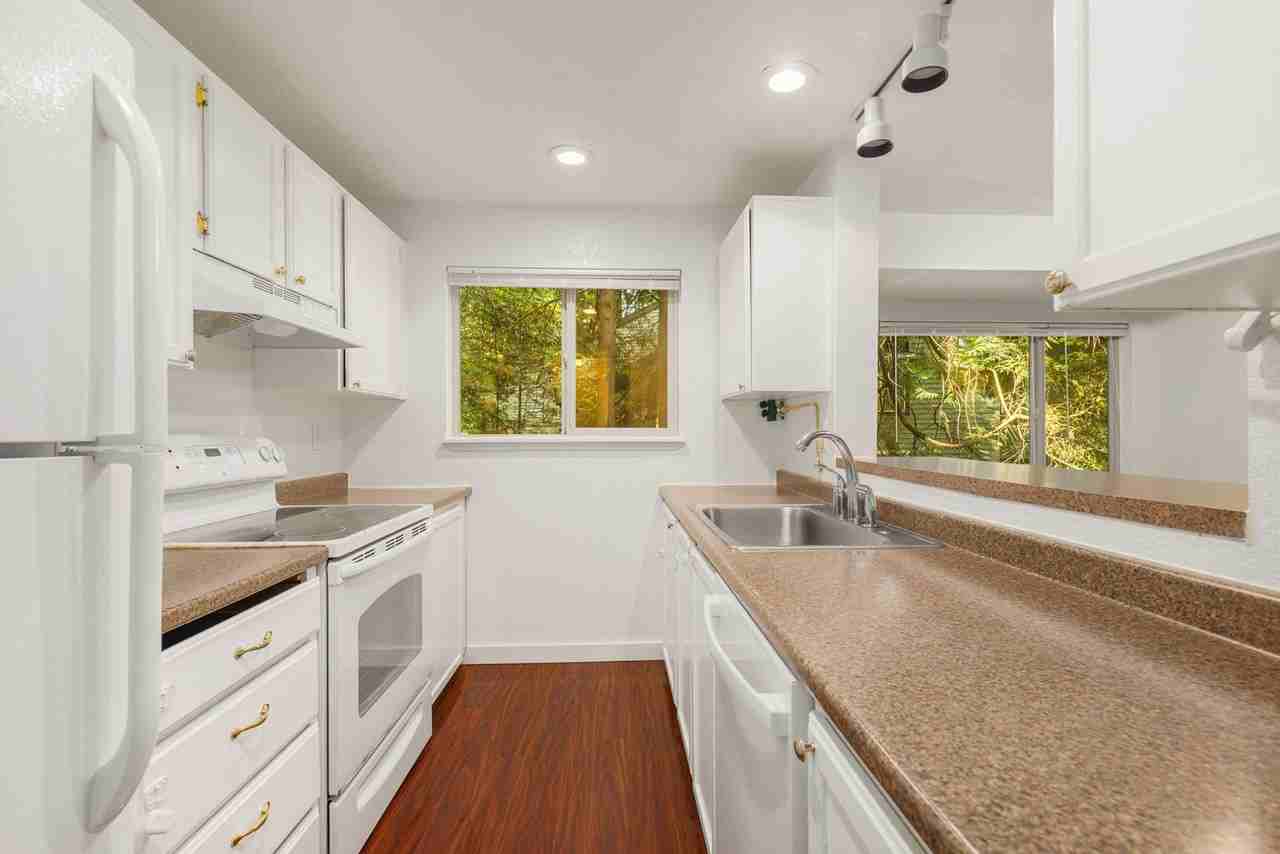 8002 145th Ave Ne - Photo 5 of 18