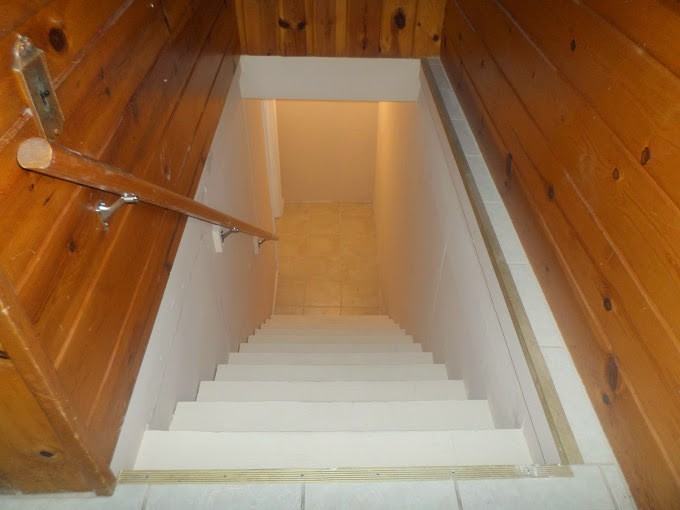 2910 Killarney Dr - Photo 4 of 17