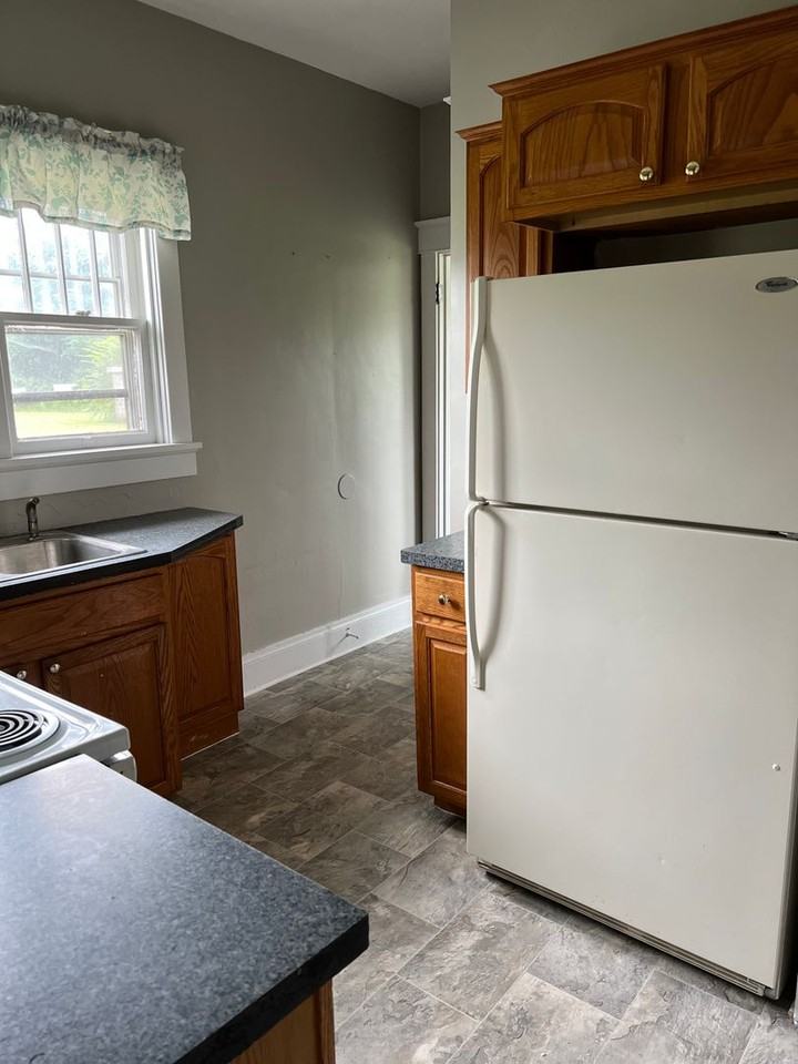 36 E Main St - Photo 5 of 16