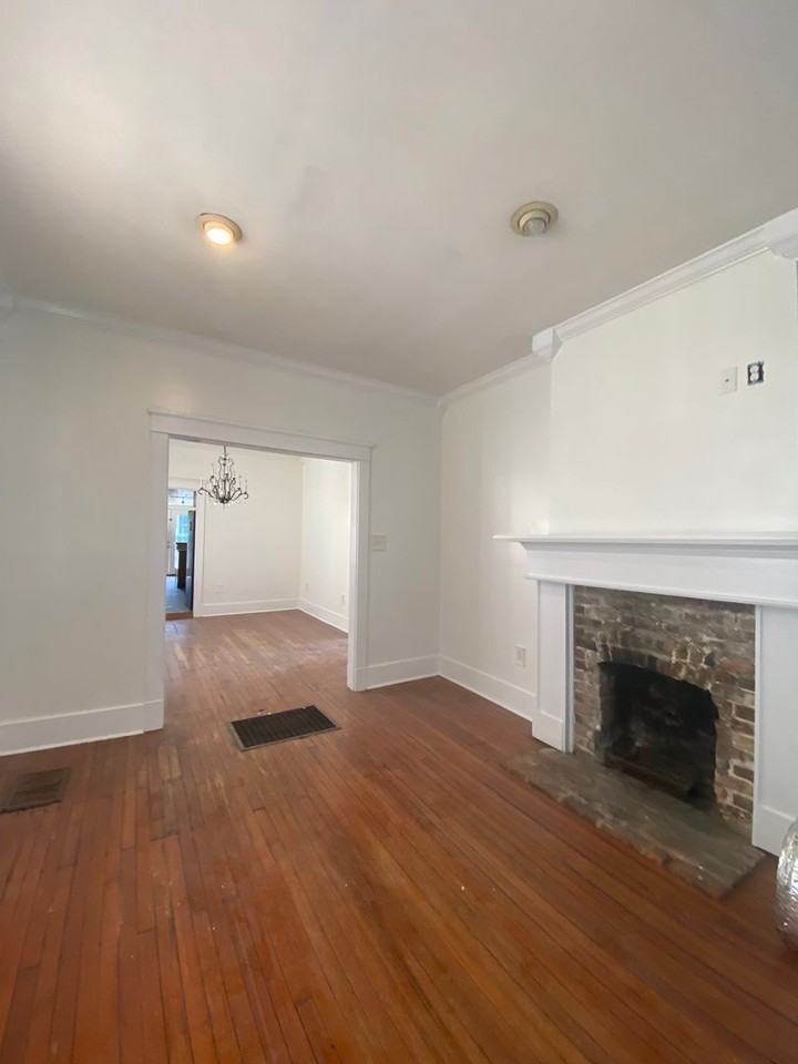 2627 Palmer Ave - Photo 2 of 10