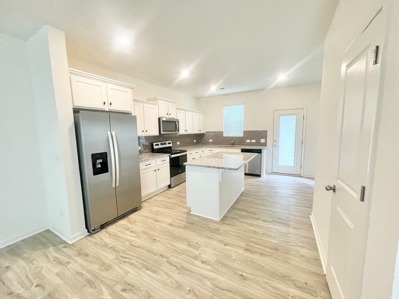 431 Kincaid Rd - Photo 2 of 13